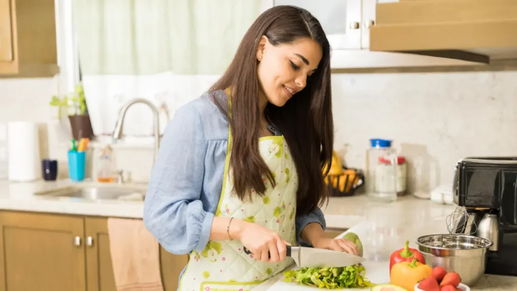 tv-wellness-housewife